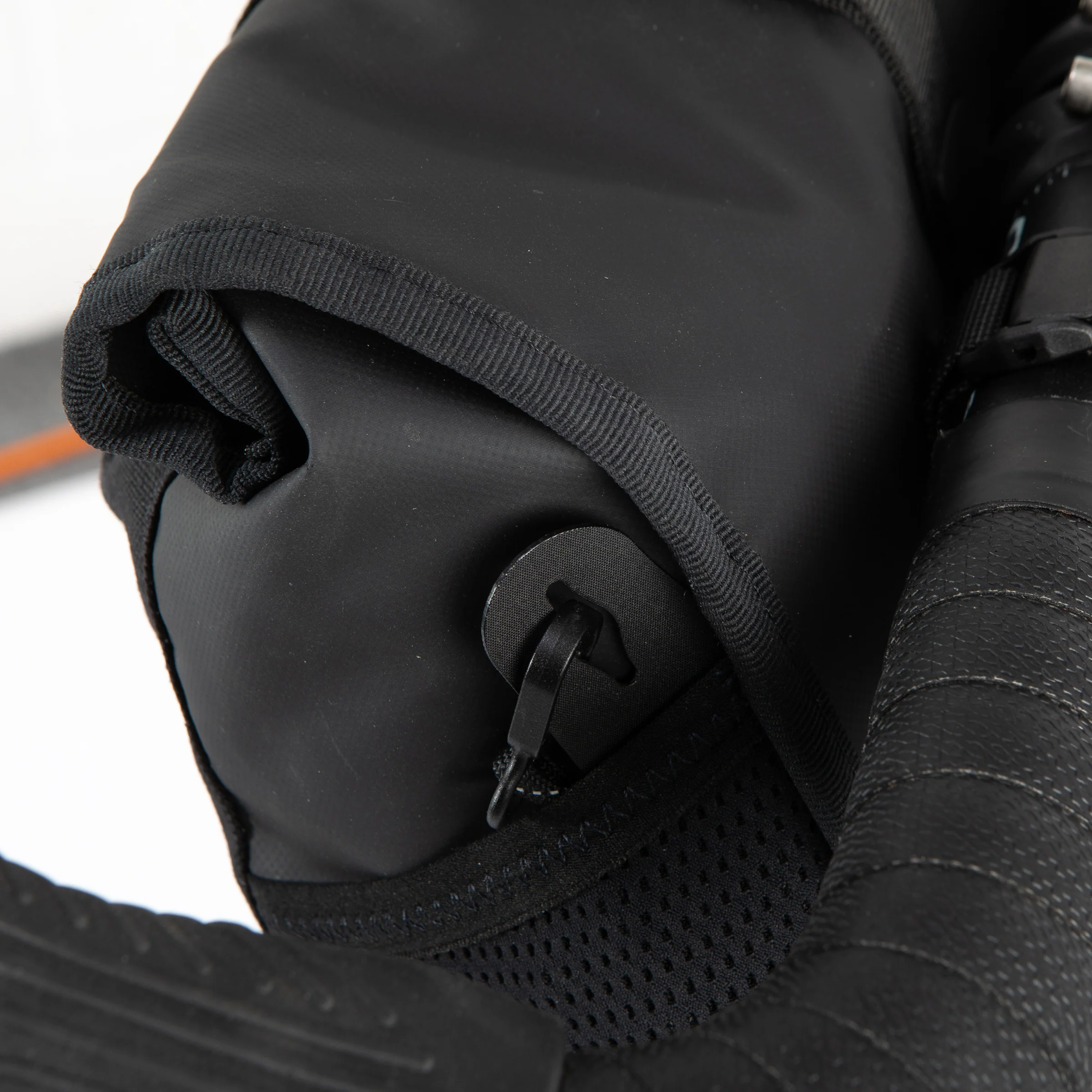 Rolltop Canister Bag - Image 9